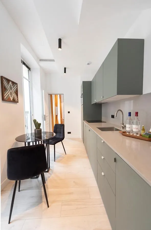 Διαμέρισμα O'Lord, 4 Etoiles, Residence De Luxe Champs-Elysees Παρίσι