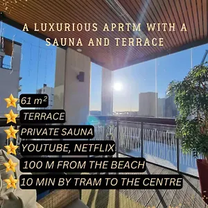 Eira Sauna & Terrace Luxe Apartment Helsinki