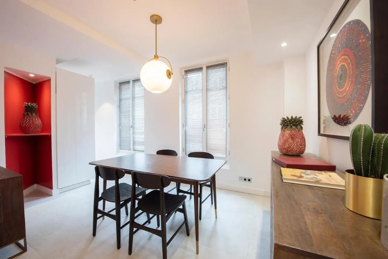 O'Lord, 4 Etoiles, Residence De Luxe Champs-Elysees パリ アパート