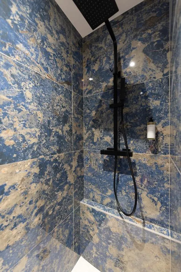 アパート O'Lord, 4 Etoiles, Residence De Luxe Champs-Elysees パリ フランス