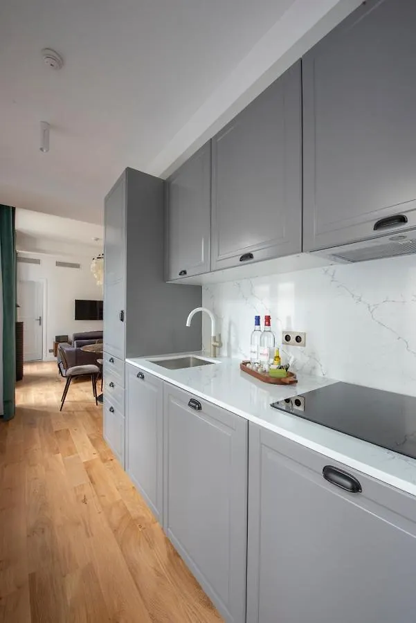 Apartment O'Lord, 4 Etoiles, Residence De Luxe Champs-Elysees Paris